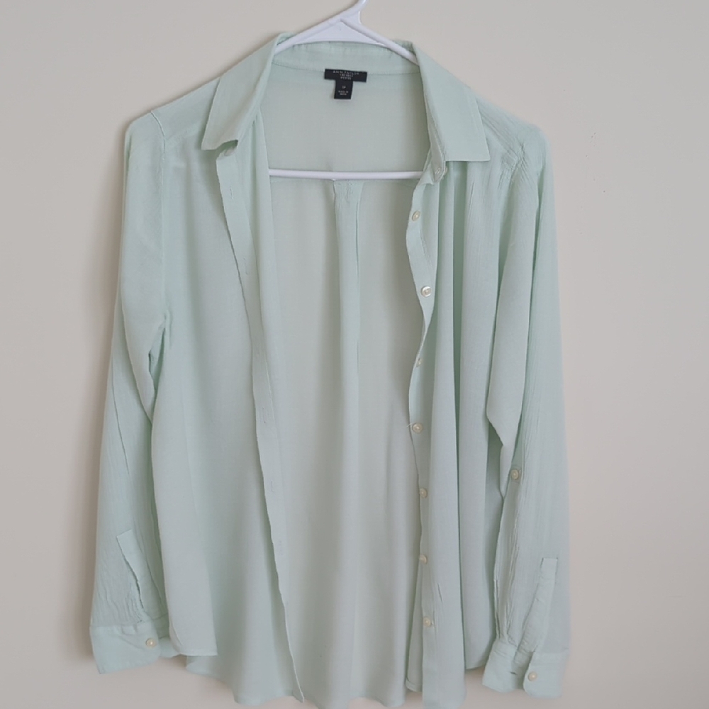 NEVER USED, Ann Taylor Women's Petite Small, Soft/Mint Green Blouse